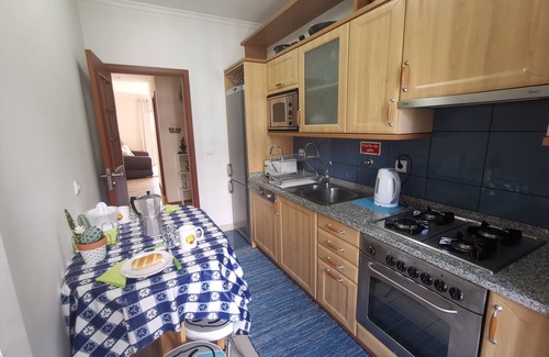 Funchal Apartamento | Oliveira's Atlantic View - 2 bed apt Sleeps 6