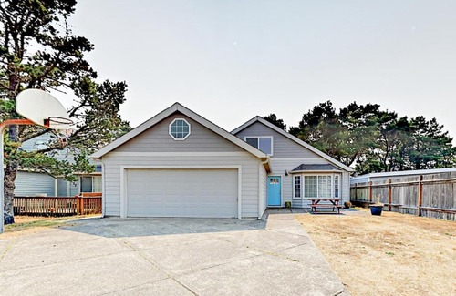 Seaside Casa | Oliver Beach House