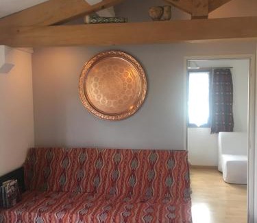 Corconne Casa | OLIVER