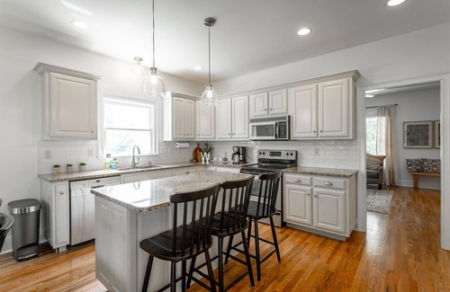 North Chattanooga Casa | Oliver`s Landing | Walking Distance from Downtown!! | 3 Bed, 2.5 Bath