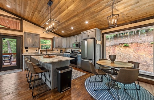 Cherry Log Cabina | Olivers Modern Twist- Cherry Log GA