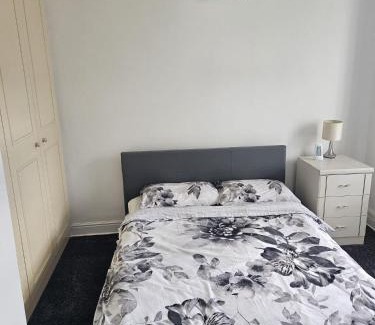 Bolton Apartamento | Olivetem Comfort House