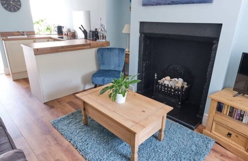 Slyne Cabaña | Olivia Cottage - a Home From Home by the Sea
