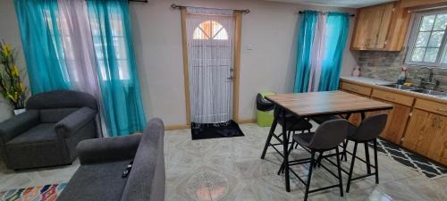 Brighton Apartamento | Olivia's Island Serenity