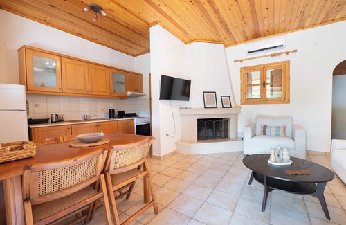 Eva Casa | Olivilla Garden Retreat – A Peaceful Escape