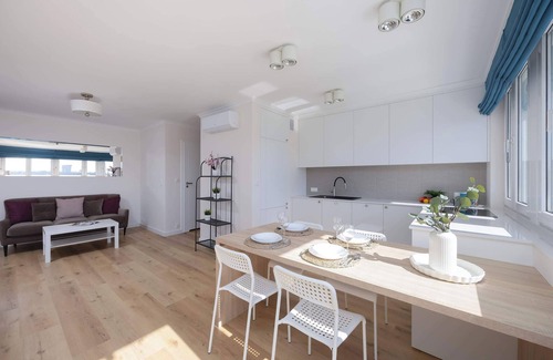 Praga Apartamento | Olszowa 8 | Spacious Apartment | Air Conditioning