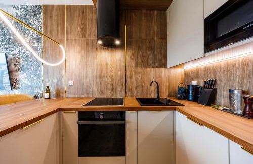 Rzeszow Apartamento | OLSZYNKI PARK- SkyV Luxury Premium Apartment with View, City Centre by StayNest