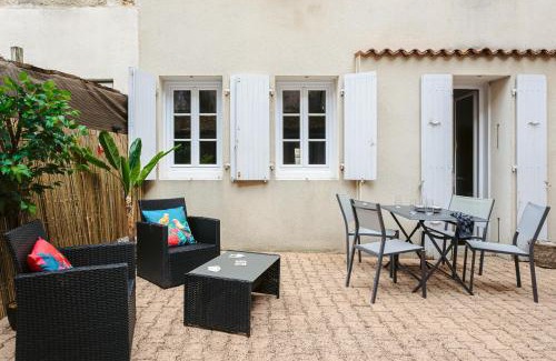Saintes Apartamento | Olympia - Terrasse, Parking gratuit, Thème Cinéma, Coeur de ville, Rez de chaussée, Fibre, Tv 4K