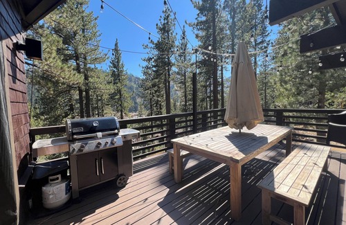Olympic Valley Casa | Olympic Valley House with Palisades Tahoe Views