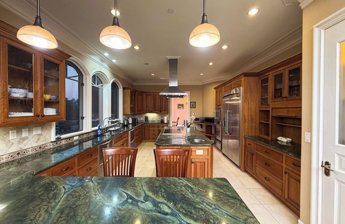 Los Altos Hills Villa | Muse II: NEW Luxury 5-Bedroom Mansion: Pool, Pianos, KTV & Skyline Bliss
