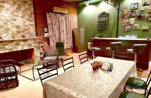 Jaipur Chalet De Esquí | Om Kanta Farms