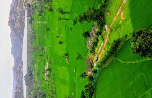 Sanapur Casa | Om Shanti Om Home Stay & Cafe Hampi