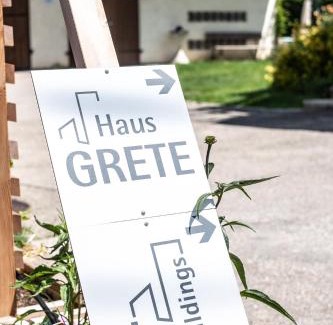 Bad Waltersdorf Apartamento | OMA's Apartment in Haus GRETE