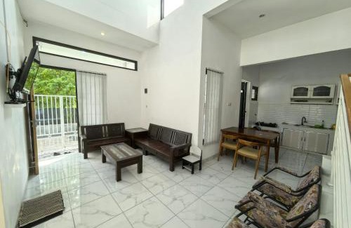 Mlati Casa | Omah Mamamia Homestay Jogja