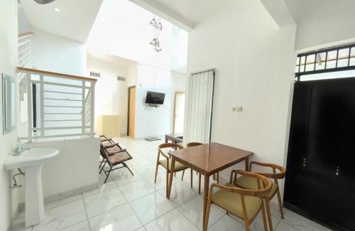 Mlati Casa | Omah Mamamia Homestay Jogja