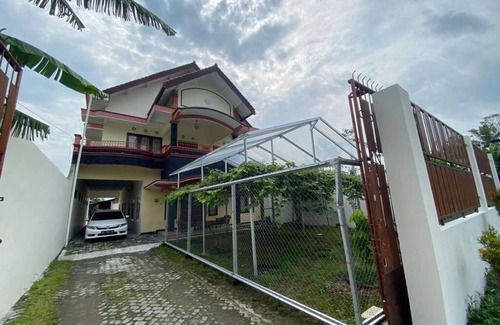 Sleman Casa | Omah Sawah Homestay