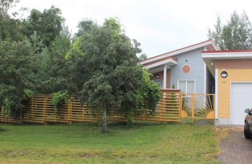 Heinola Apartamento | Omakotitalo 4-6 hengelle - House