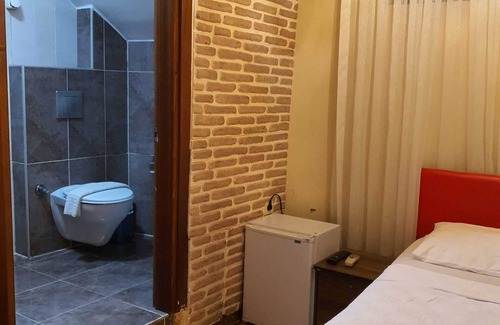 Gumussuyu Mahallesi Hotel | Omar Sultan Suites