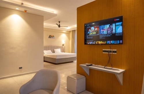 Mohangarh Hotel | Omaxe Hazratganj Lucknow Suites & Inn