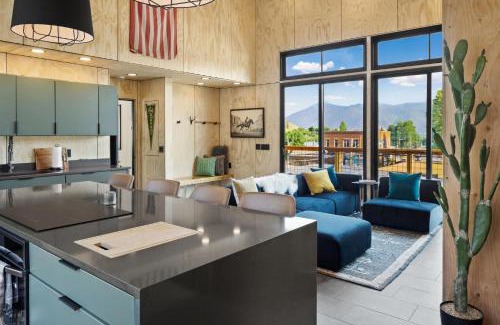 Creede Casa | OMI Loft