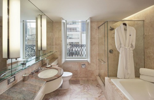 Central Park South Hotel | Omni Berkshire Place