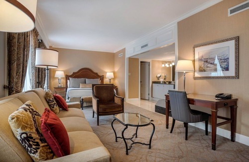French Quarter Hotel | Omni Royal Orleans Hotel