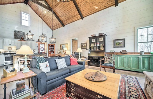 Cullowhee Casa | On 22 Acres: Cullowhee Craftsman Home w/ Mtn Views