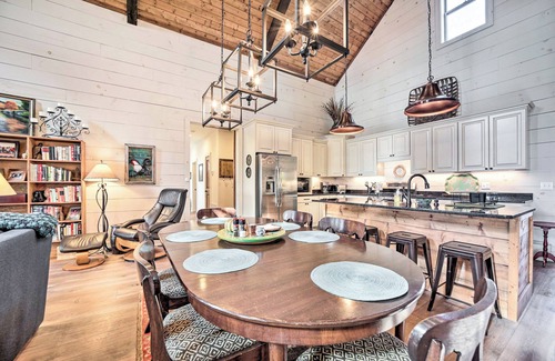 Cullowhee Casa | On 22 Acres: Cullowhee Craftsman Home w/ Mtn Views