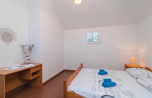 Praznica Casa | Alojamiento de 3 habitaciones en Pucisca