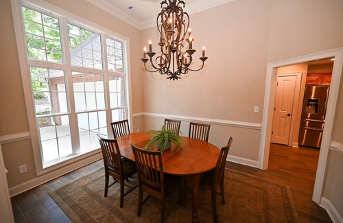 Auburn - Opelika Casa | On border of Auburn & Opelika. Just off exit 57, east access to both downtowns!