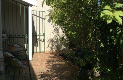 Pinelands Apartamento | On Broadwalk Cottage