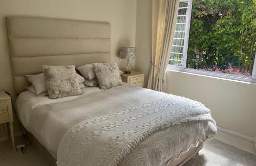 Pinelands Apartamento | On Broadwalk Cottage