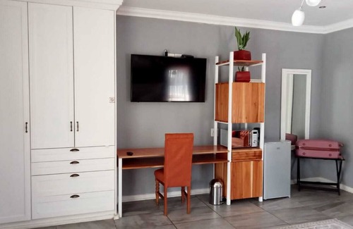 Bayswater Casa | On Hill Lodge