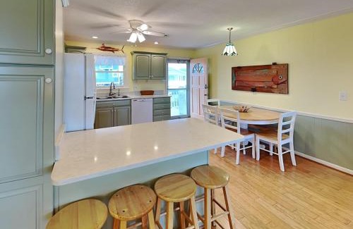 Topsail Beach Casa | On Island Time