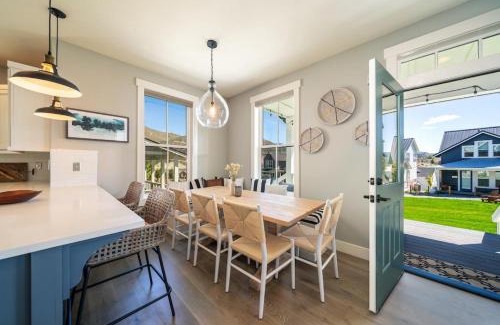 Chelan Casa | On Lake Time #86