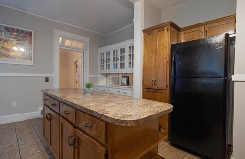 Columbus Casa | On Park house! 9 miles to base!