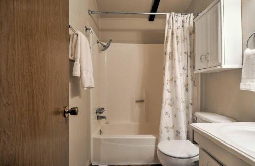 Carmine Casa | On Scenic 60-Acre Farm Carmine Cottage with Porch