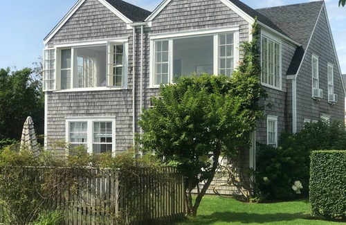 Siasconset Casa | ON Sconset bluff-walk to beach-walk to village