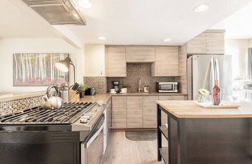 Park Meadows Condominio | Remodelado 2 BDRM en Park Meadows, capacidad para 6 personas, en la ruta de traslado GRATUITO. Cerca de esquí!