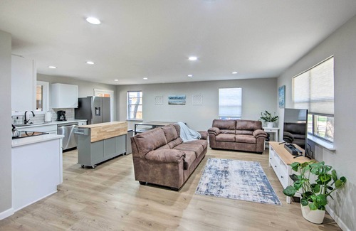Gun Barrel City Casa | On-Site Boat Launch: Gun Barrel City Lake House
