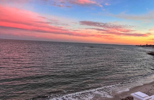 Niantic Casa | On the beach amazing views... welcome to your happy place!