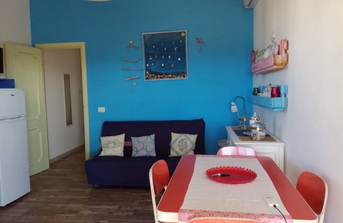 Eden Beach Apartamento | En la playa, hermosas puestas de sol. Wifi gratis. Ofertas de otoño en Cerdeña.