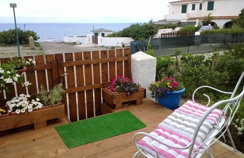 Eden Beach Apartamento | En la playa, hermosas puestas de sol. Wifi gratis. Ofertas de otoño en Cerdeña.