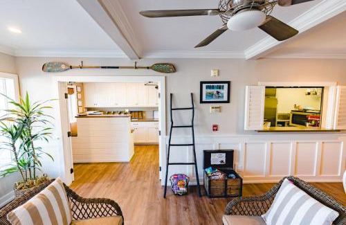 Cayucos Cama Y Desayuno | On the Beach Bed and Breakfast
