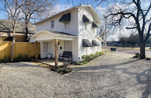 Crestline Area Casa | On The Bricks!