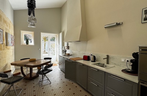 Bourg-sur-Gironde Apartamento | On the corniche de la gironde one- or two-bedroom apartment