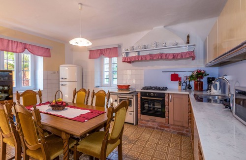 Susnjevica Villa | ÚLTIMO MINUTO -30%! La distancia perfecta entre el mar y la montaña.
