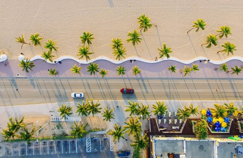 Birch Park Finger Streets Apartamento | On the intercostal and walking distance from the amazing Fort Lauderdale beach.