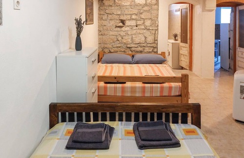 Krapanj Apartamento | Alojamiento de 1 habitaciones en Krapnj