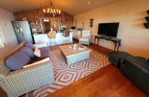 Eufaula Casa | On the lake AND in Downtown Eufaula